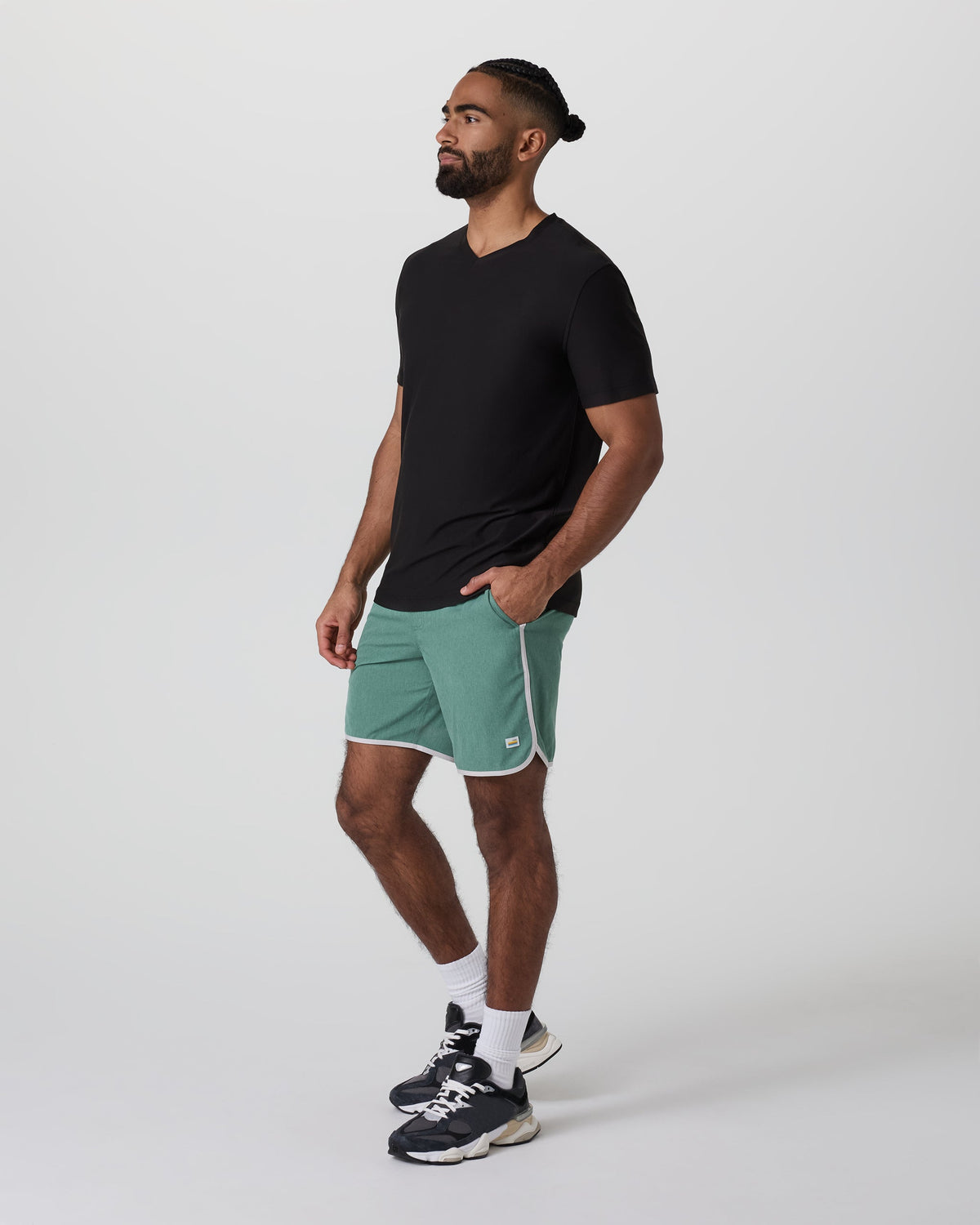 Strato Tech V-Neck Tee | Black