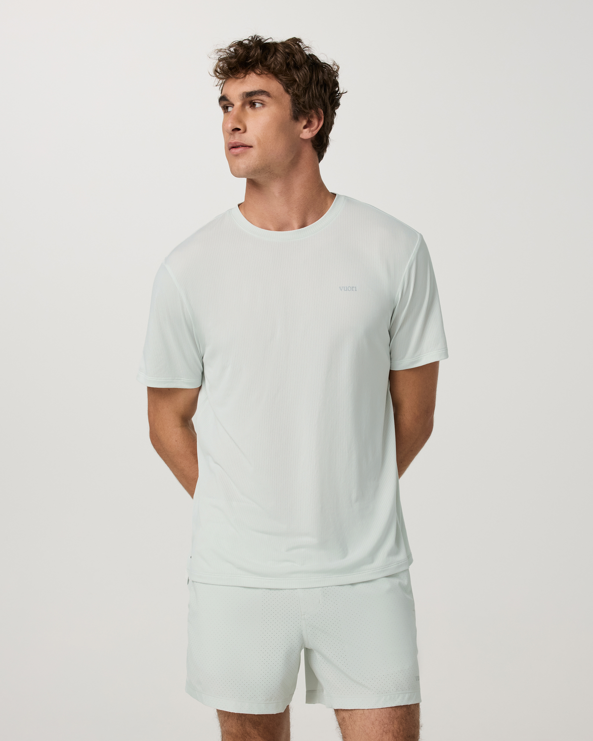 V1150BZE_FA26_M_TOPS_FRONT_11.jpg