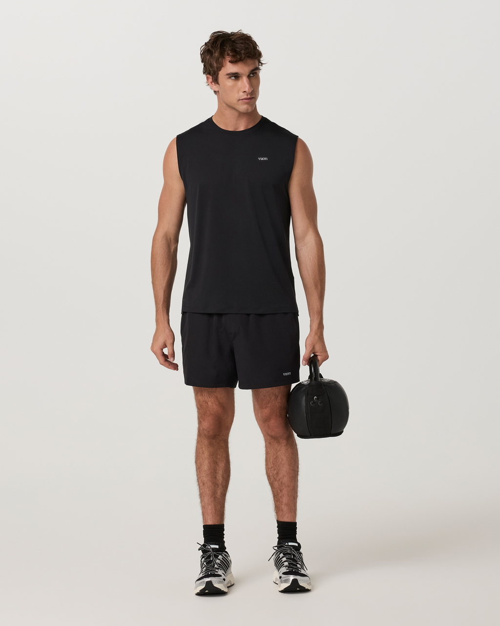Sleeveless Strato Breathe Tank | Black