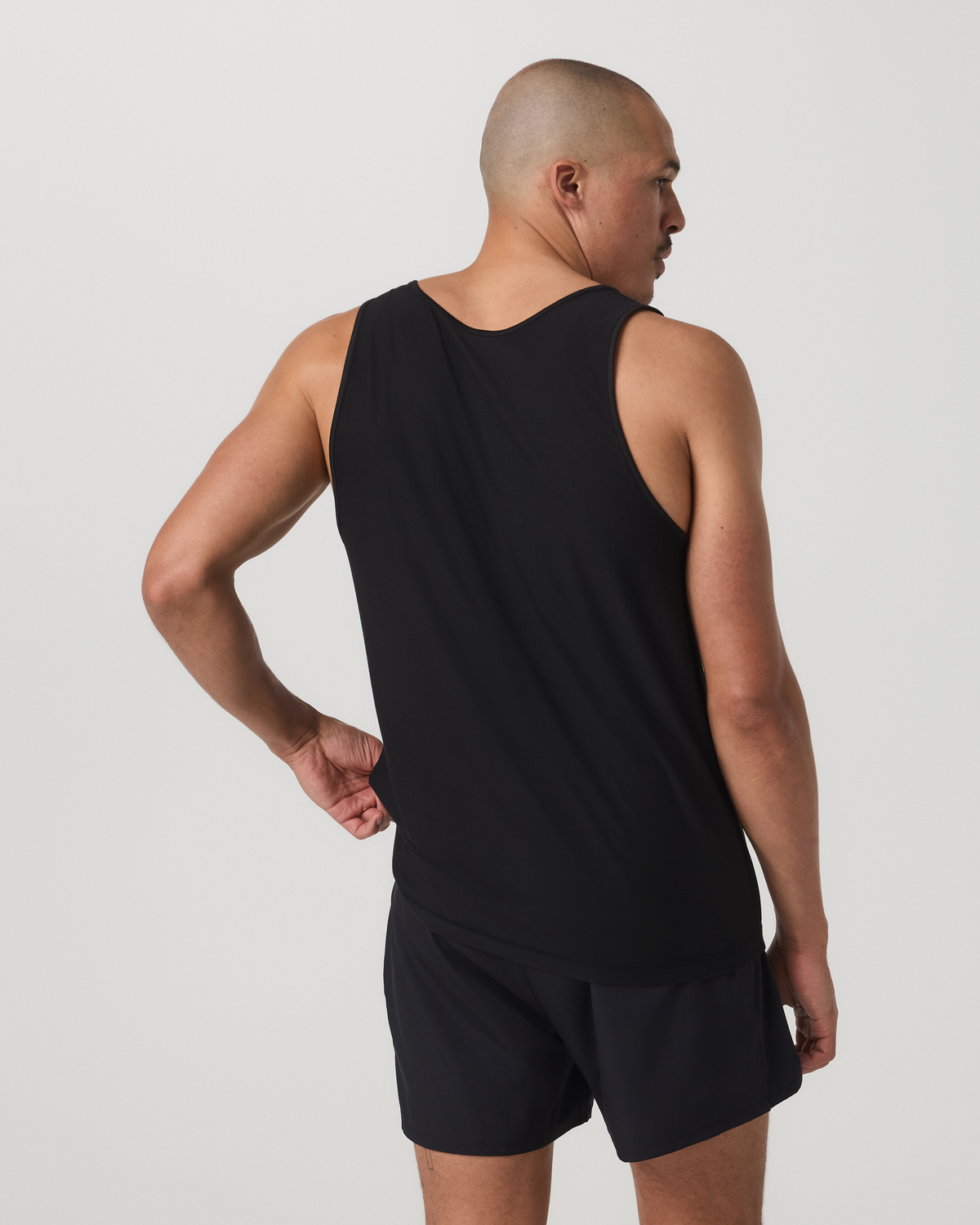 Strato Tech Tank | Black