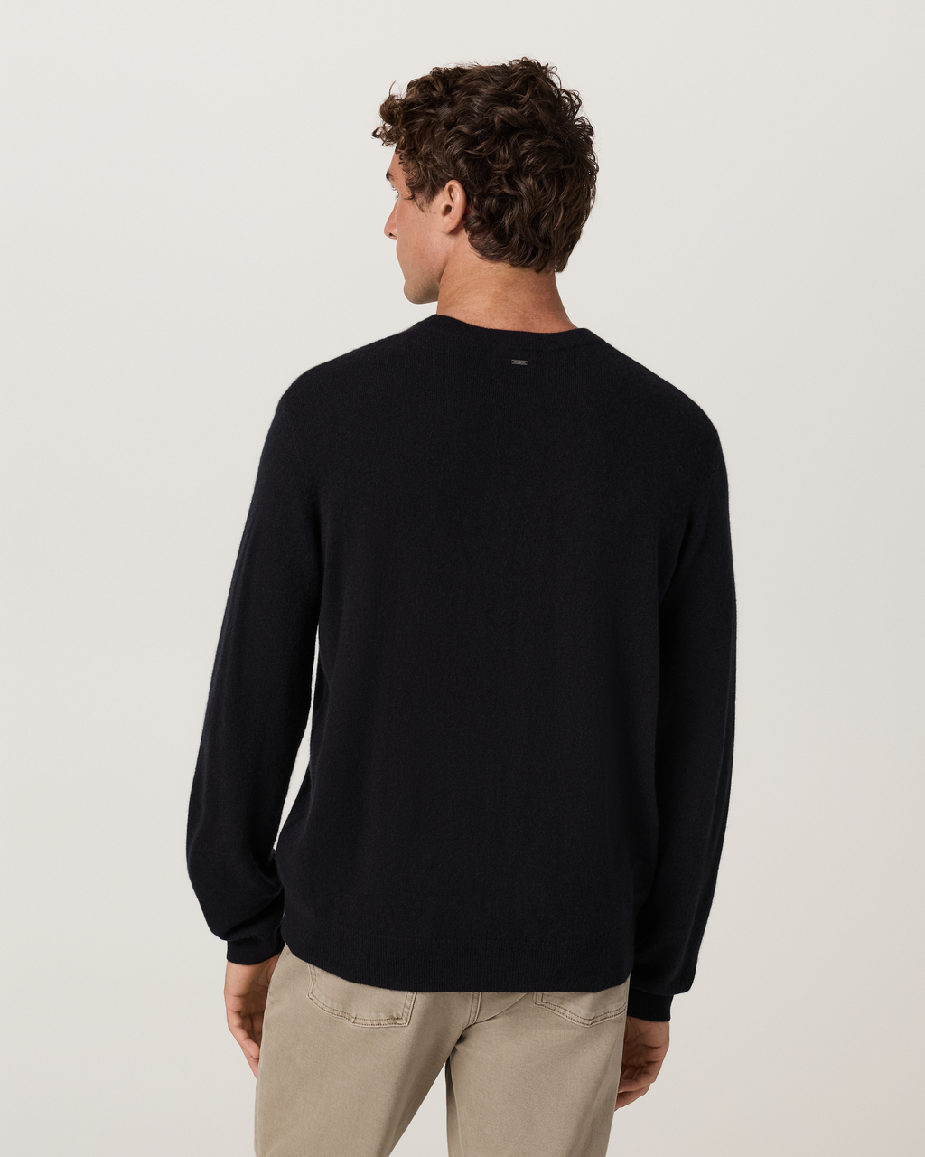 Berik Cashmere Sweater | Black