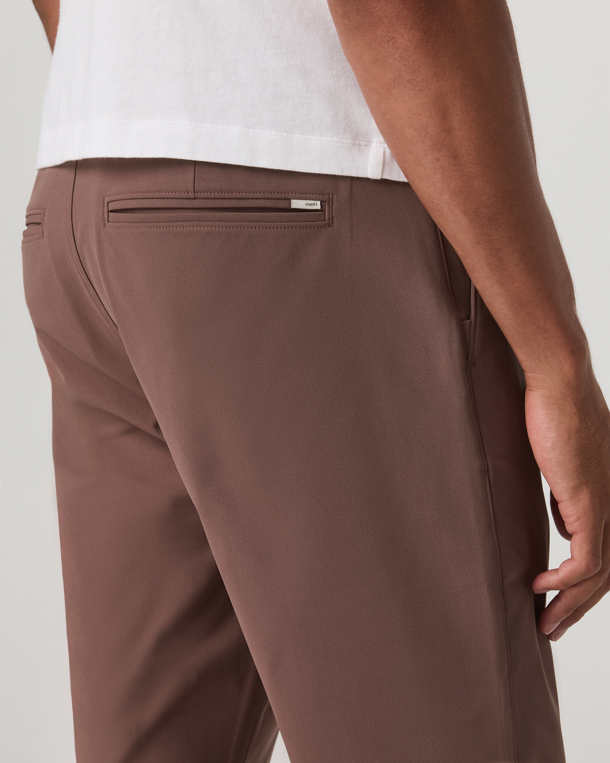 Vuori Meta™ Trouser Classic Fit 32" | Sable