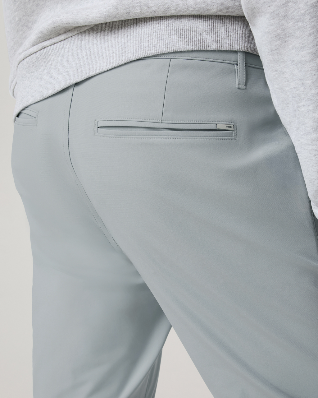 Vuori Meta™ Trouser Athletic Slim Fit 32" | Blue Haze