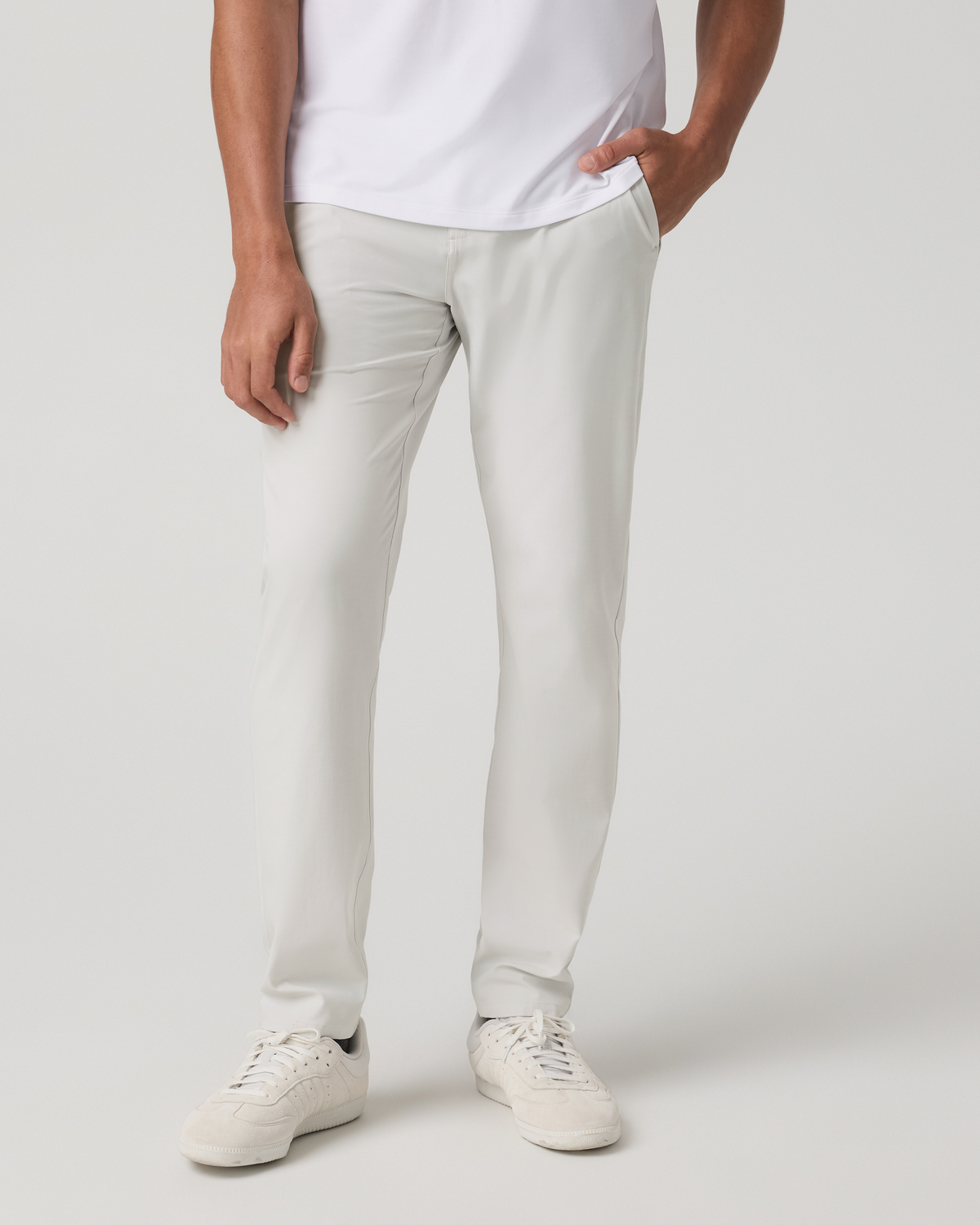 V4110SLL_SP26_M_BOTTOMS_FRONT_3.jpg