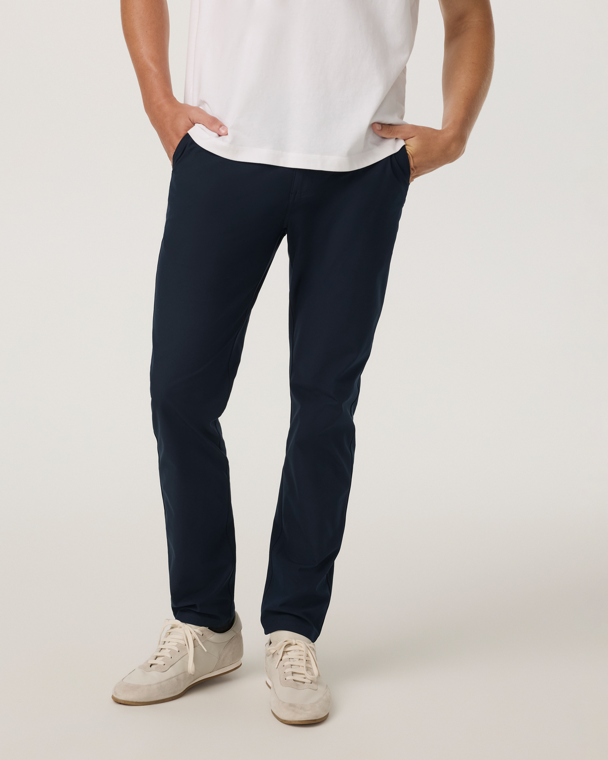 Vuori Meta™ Pant Athletic Slim Fit 34” | Ink
