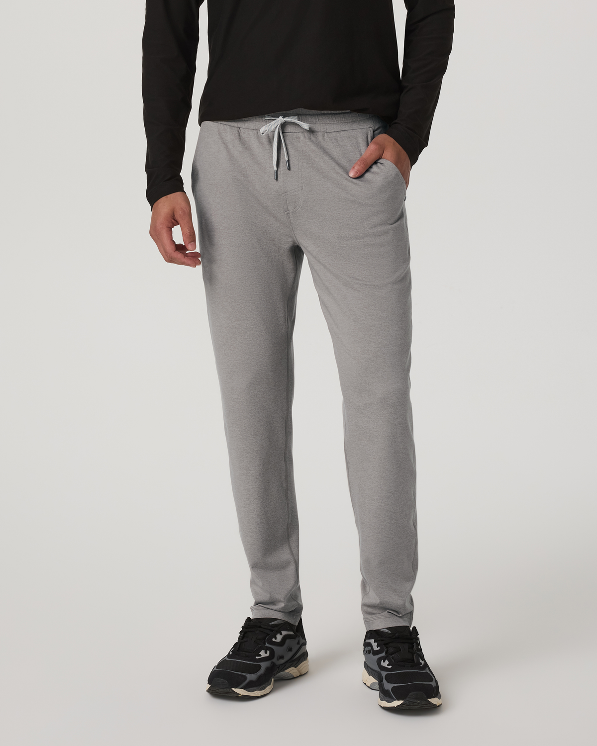 V438HBB_SP26_M_BOTTOMS_FRONT_2.jpg