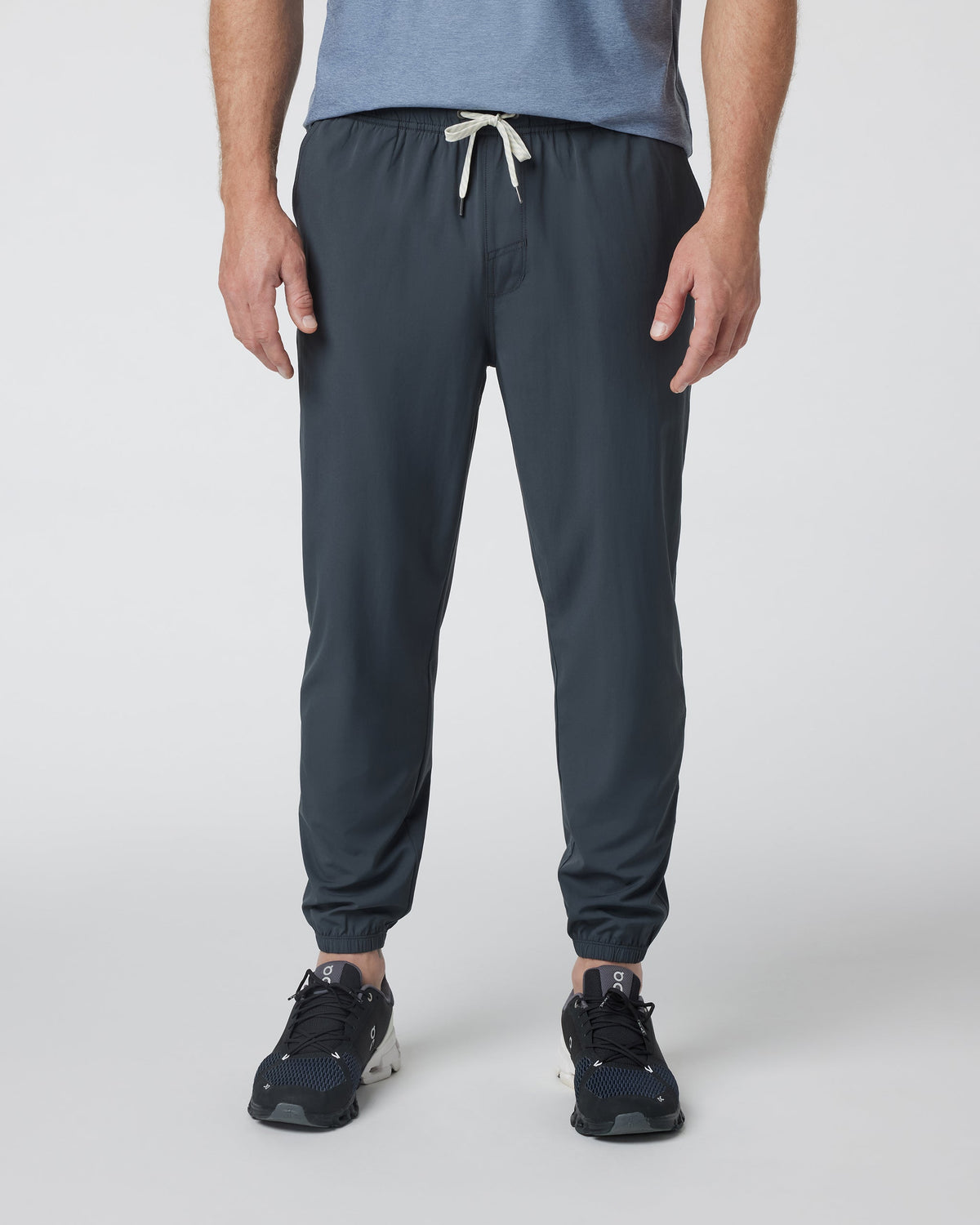 V456-SCCL_FA24_M_ECOMM_PANTS_FRONT_1.jpg