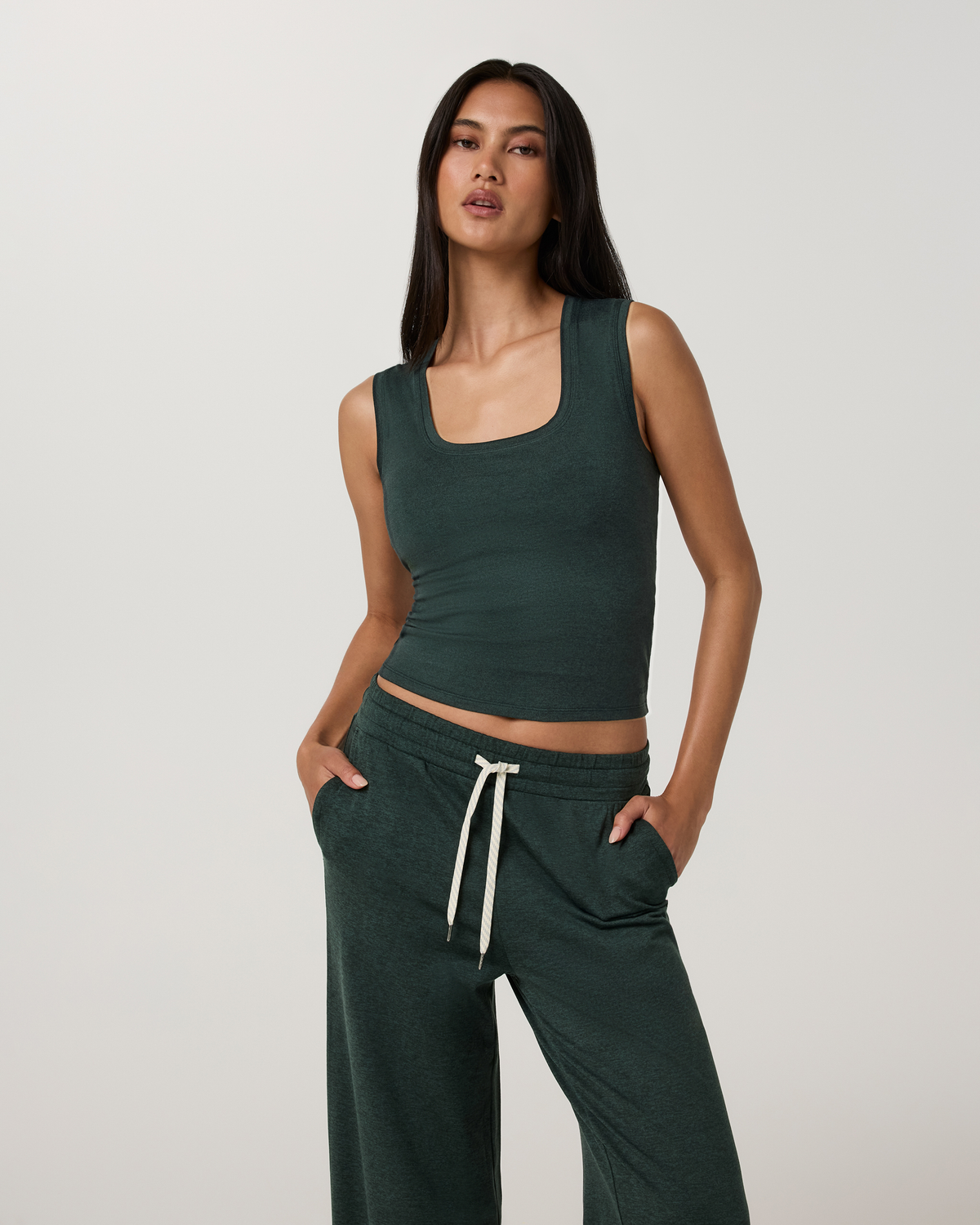 Halo Essential Scoop Tank | Hemlock Heather