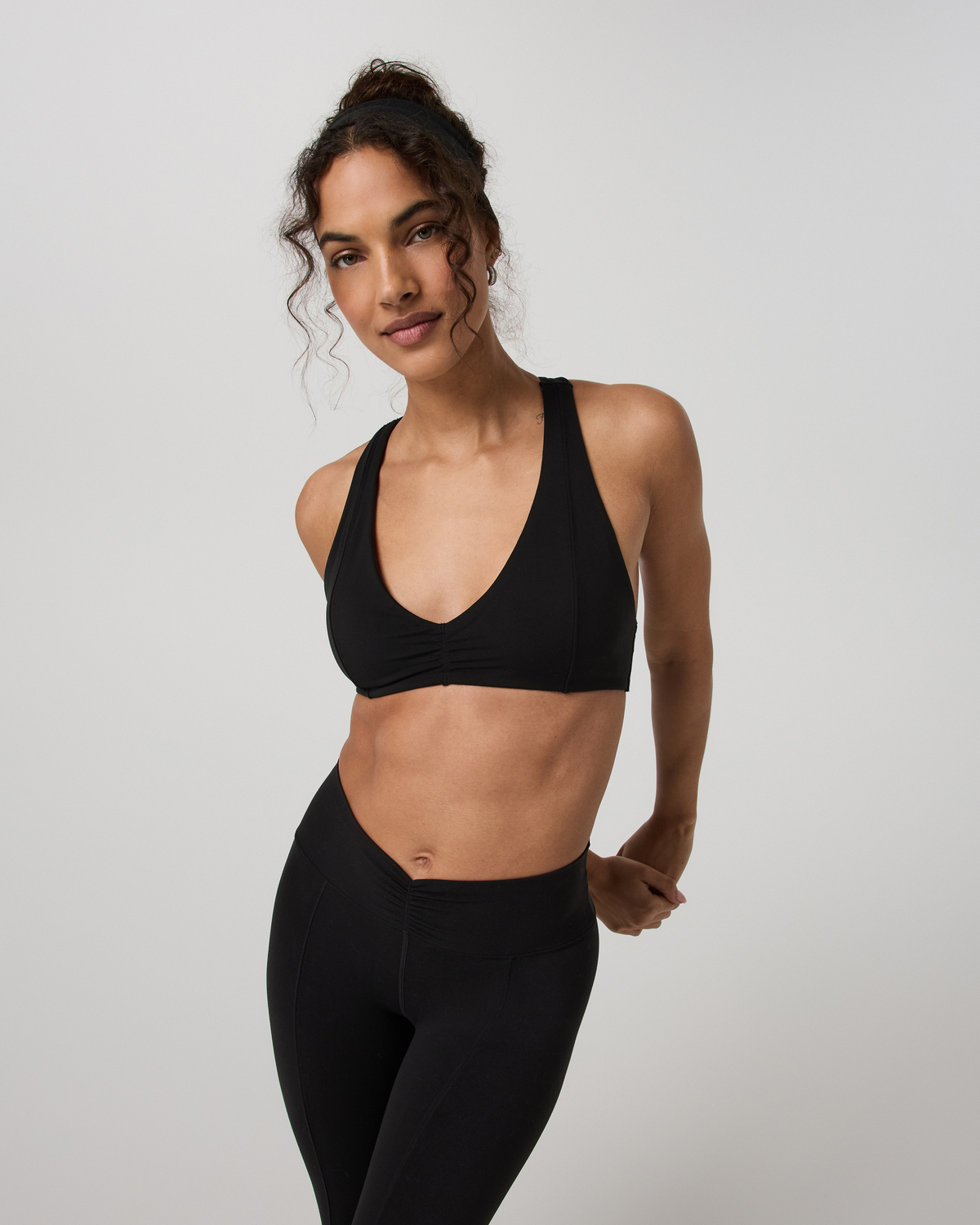 Vuori AllTheFeels™ Shirred Bra | Black