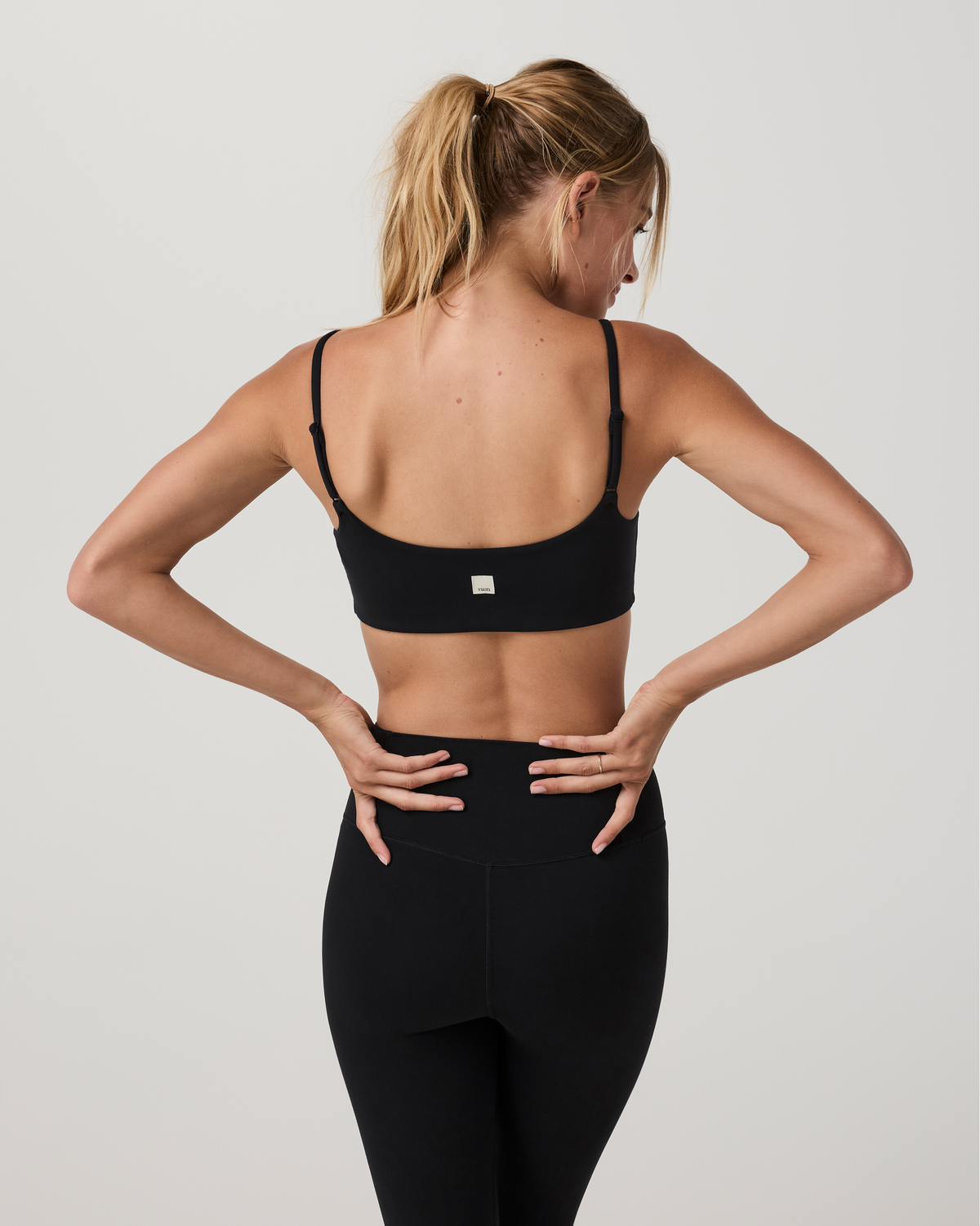 Vuori AllTheFeels™ Cami Bra | Black