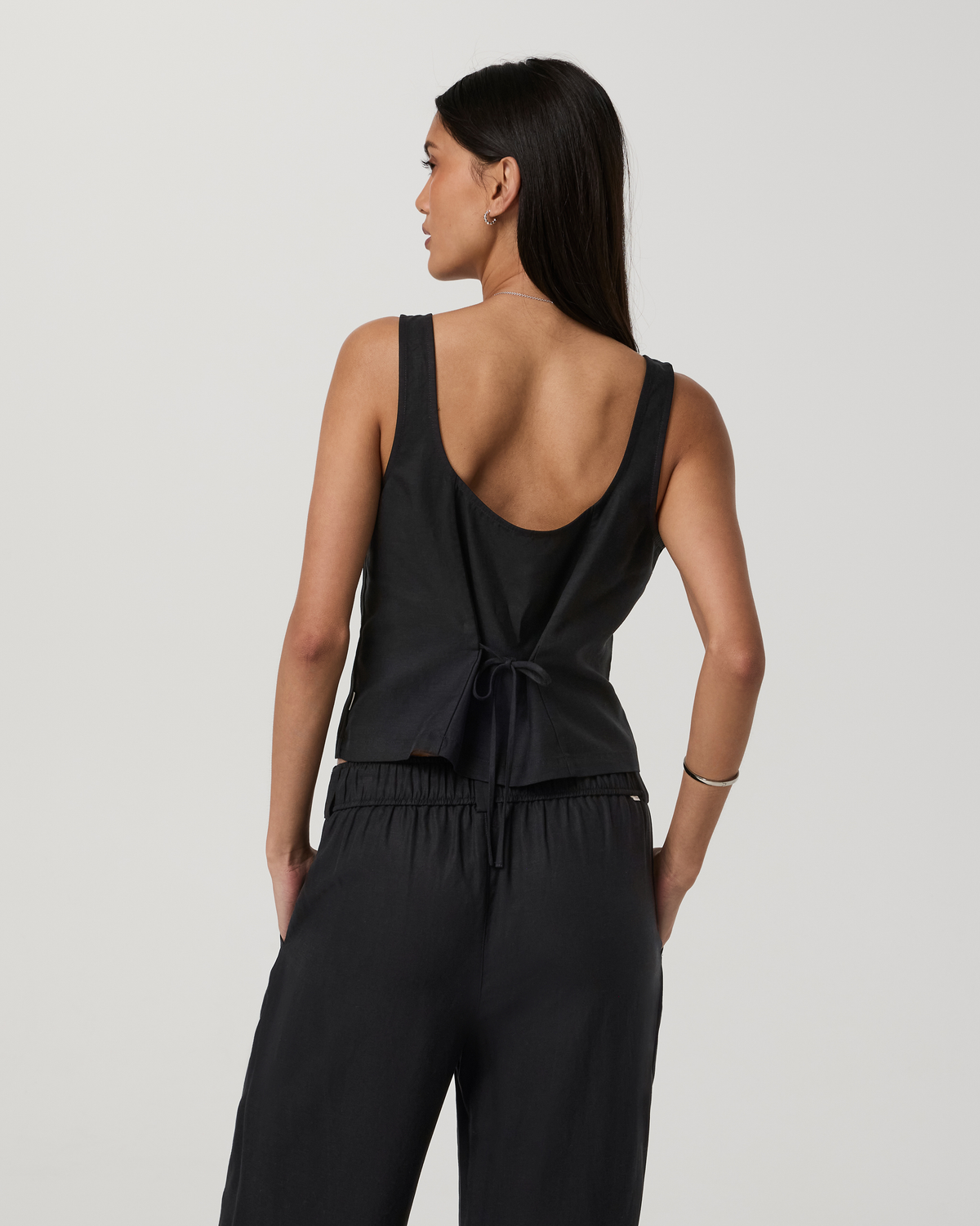 Trestles Twill Button Front Top | Black