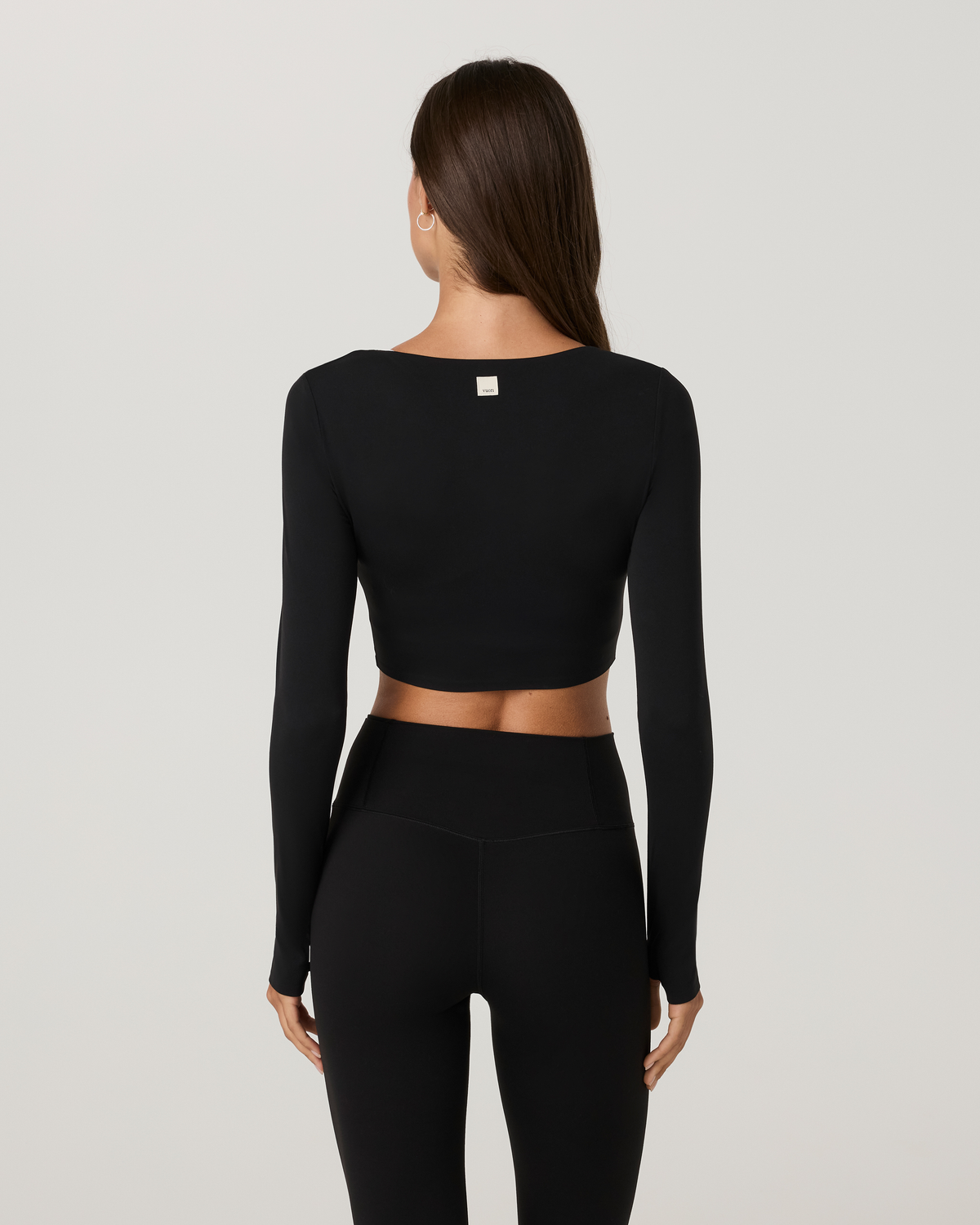 Vuori AllTheFeels™ Long Sleeve Scoop Top | Black