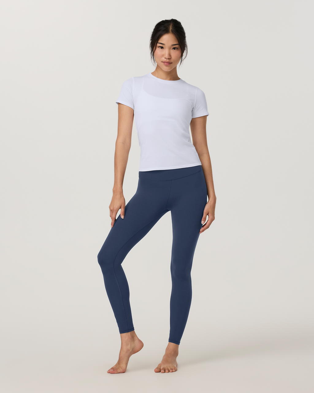 Pose Fitted Tee Long | White