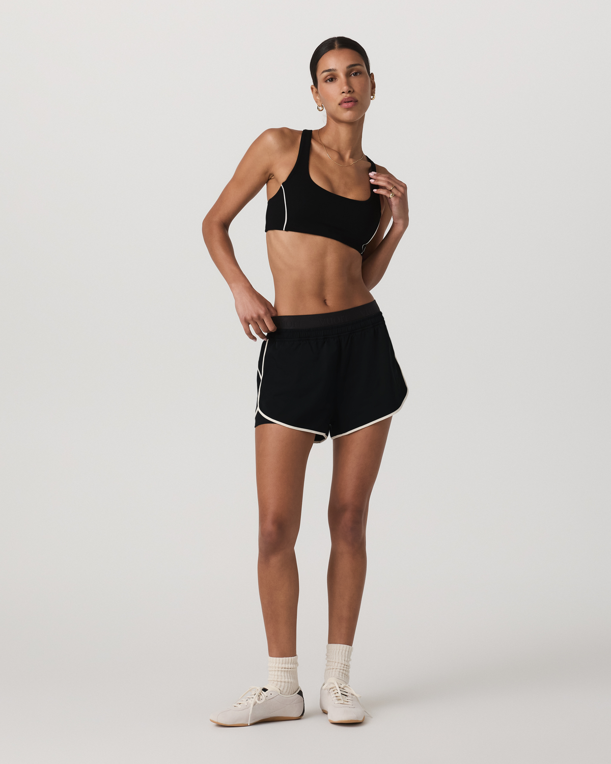 Luna Piped Short | Black