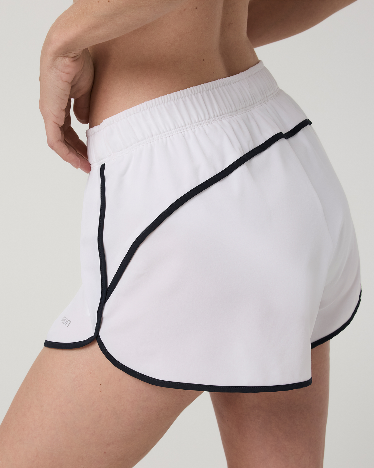 Clementine Retro Short 2.5" | White