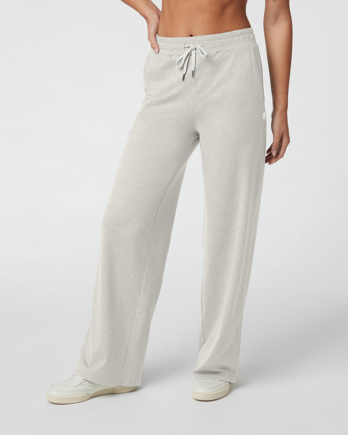 VW4023-SHEE_SP24_W_ECOMM_PANTS_FRONT_3.jpg