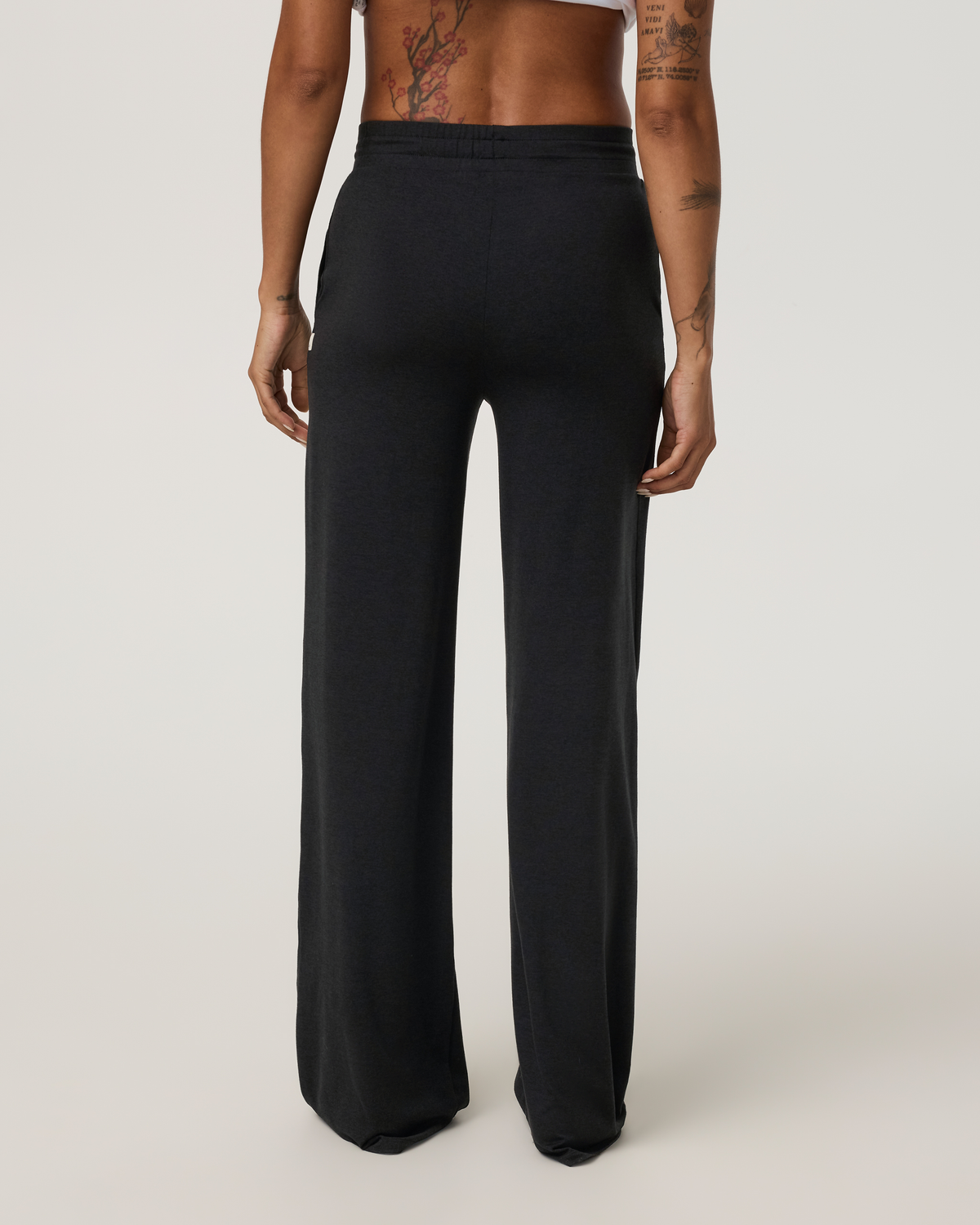 Halo Essential Wideleg Pant | Black Heather