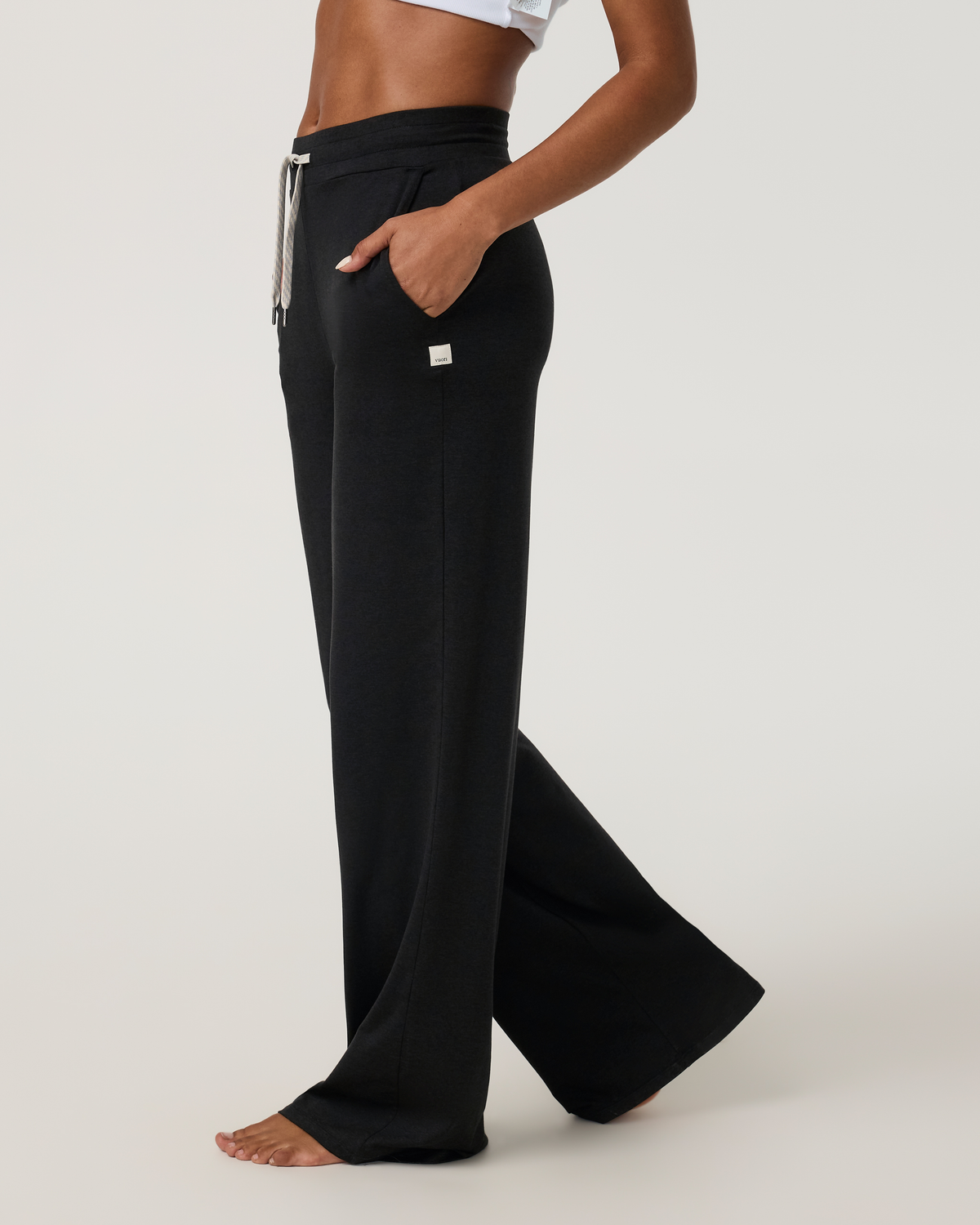 Halo Essential Wideleg Pant | Black Heather