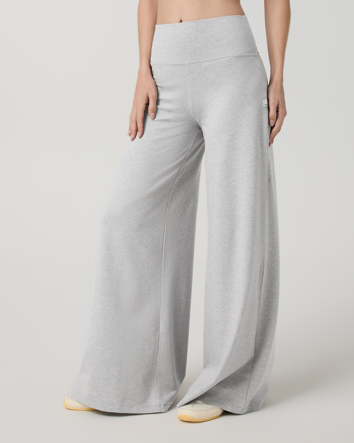 Halo Easy Wideleg Pant - Short | Pale Grey Heather