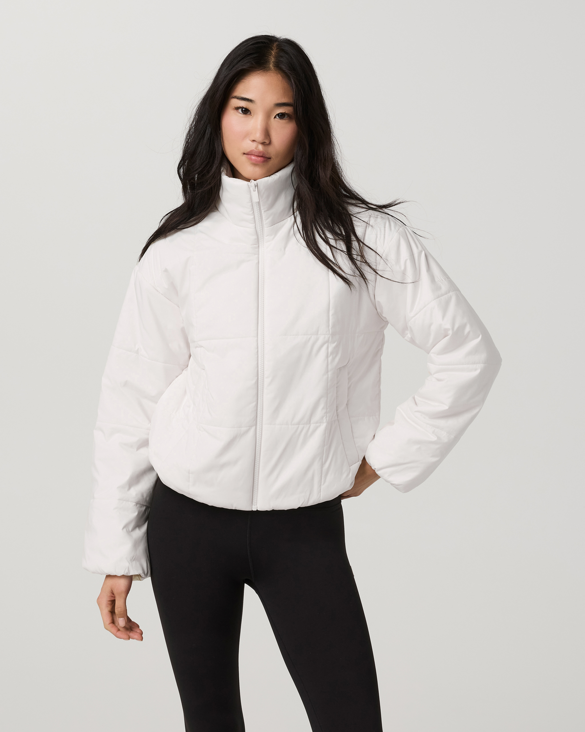 VW5160MSM_FA26_W_OUTERWEAR_FRONT_4.jpg